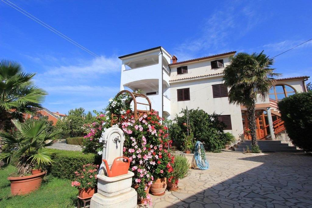 Apartments Anita Pomer Dış mekan fotoğraf