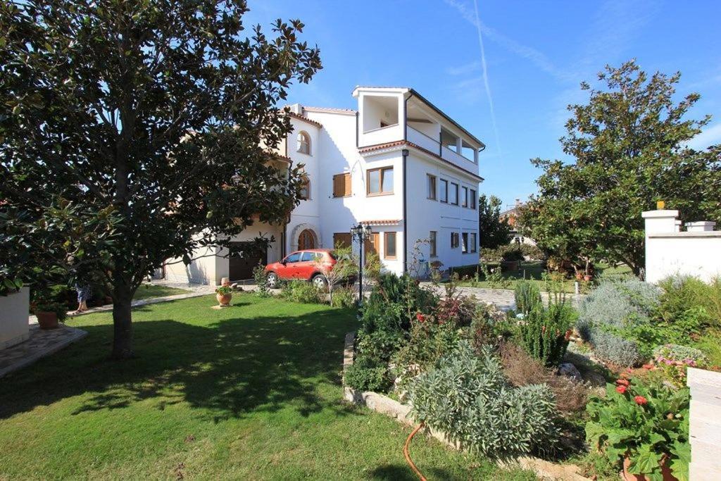 Apartments Anita Pomer Dış mekan fotoğraf